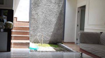 ruang keluarga rumah baru renovasi lokasi strategis