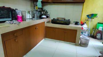 Gambar 4 Rumah 2 Lantai Furnished Lokasi Strategis di Phg Chalcedony