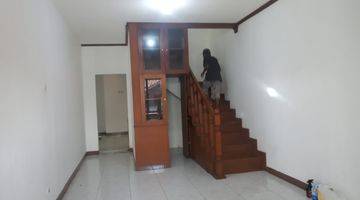 Gambar 5 Rumah Jl. H Muhi Nyaman Kamar Besar Dekat Ke Pim Pondok Indah