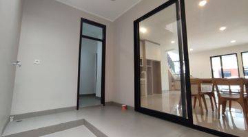 Gambar 5 Dijual Rumah Baru Furnished 2 Lantai di Cluster Georgia, Pik 2