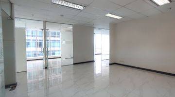 Gambar 4 Ruang Kantor 199 M2 di Plaza Marein Indofood Tower Sudirman