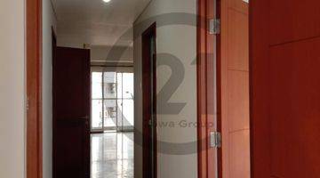 Gambar 5 Dijual Apartemen Royal Mediterania Lantai Sedang Unfurnished