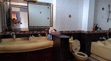 kamar mandi rumah mekar wangi langka siap