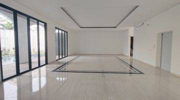 Gambar 5 Rumah Baru Modern Classic Private Pool,lift,depan Green Area Kawasan Argenia Sentul City Bogor