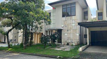 Gambar 1 Rumah Minimalis View Pegunungan Sentul City Bogor