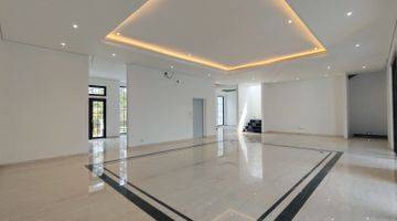 Gambar 4 Rumah Baru Modern Classic Private Pool,lift,depan Green Area Kawasan Argenia Sentul City Bogor