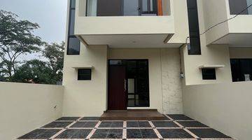 Gambar 1 Rumah 2 Lantai SHM di Jl. Buana Indah, Tangerang