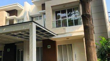 Gambar 1 Dijual Rumah Hook River Valley Residence Cirendeu