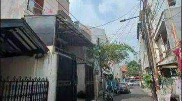 Gambar 1 Jual Cepat Rumah Strategis Tanjung Duren