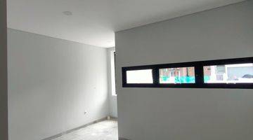 Gambar 4 Dijual Rumah Siap Huni 2 Lantai Taman Holis Indah 2 Bandung