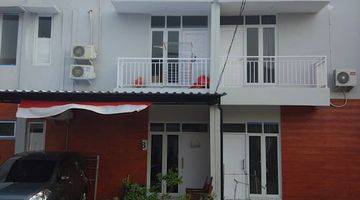 Gambar 1 Rumah di Bintaro 2 Lantai + Rooftop Akses Strategis Shm