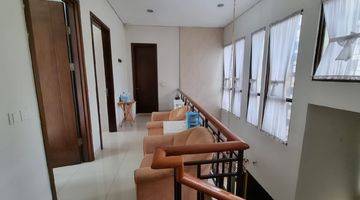 Gambar 1 Rumah Semi Furnished di Bsd City Cluster Mayfield, Greenwich Park