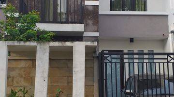 Gambar 4 RUMAH MODERN MINIMALIS SIAP HUNI 2 LANTAI BABATAN PRATAMA WIYUNG