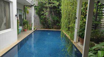 Gambar 1 Rumah Siap Huni Suasana Asri Di Kemang Timur Dgn Private Pool