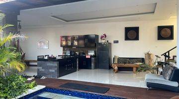 Gambar 3 For Sale Semi Furnished Villa With City Sea View