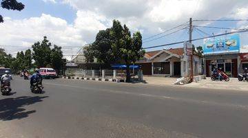 Gambar 4 Rumah Main Road Jalan A.H. Nasution Cicaheum Arcamanik