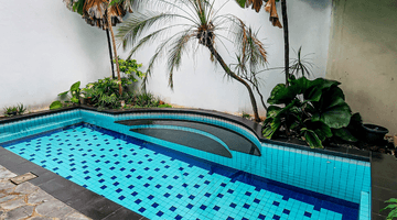 Gambar 1 Rumah 2 Lantai Di Kemang Barat, Jakarta Selatan Private Pool SHM