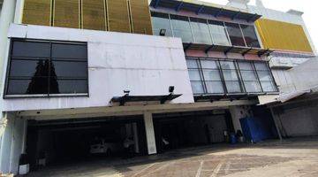 Gambar 1 Disewakan Gedung jl. Pandanaran bagus lengkap lift dan eskalator