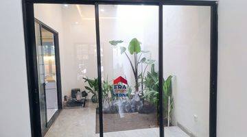 Gambar 4 Rumah Brand New. Sektor 9. Bintaro