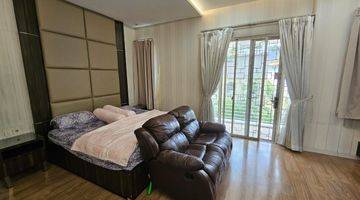 Gambar 2 Rumah Gold Coast PIK 10x23 Siap Huni SHM