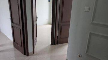 Gambar 4 Rumah Mewah Dalam Town House  Di Kalimulya