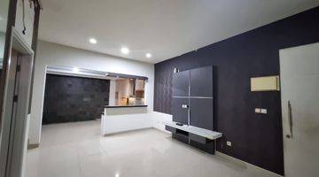 Gambar 5 Rumah Luas Semi Furnished Bagus Banget