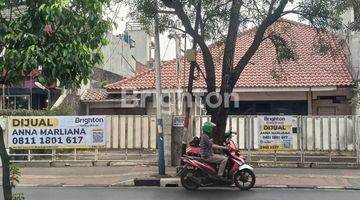 Gambar 2 rumah lama di Jatiwaringin Raya Jakarta Timur