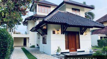 Gambar 1 Rumah Cantik Rancamaya Golf Estate Cluster Alamanda