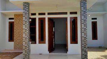 Gambar 3 Rumah samping alfamart jl utama row jl lebar