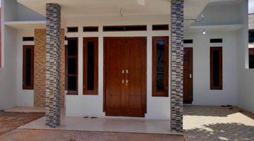 Gambar 5 Rumah samping alfamart jl utama row jl lebar