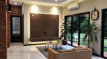 Gambar 5 Rumah Hoek Industrial Modern Dijual di Bsd Delatinos