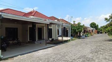 Gambar 1 Rumah Minimalis Modern Dalam Perum Dekat Candi Sambisari, Jogja