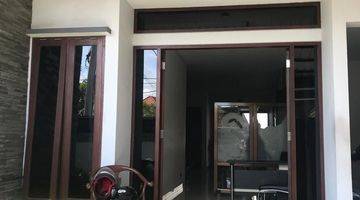 Gambar 5 Dijual Rumah 2 Lantai 4 Kamar Di Renon Jl