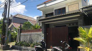 Gambar 1 Dijual Rumah 2 Lantai 4 Kamar Di Renon Jl