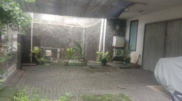 Gambar 3 Rumah Di Sewakan Area Simprug Golf Jakarta Selatan