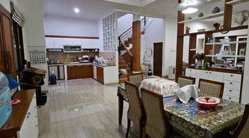 Gambar 4 Rumah Di Jual  Full Furnished Area Duren Sawit  Jakarta Timur