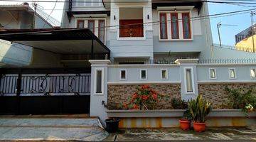 Gambar 1 Rumah Di Jual  Full Furnished Area Duren Sawit  Jakarta Timur