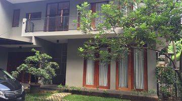 Gambar 1 Rumah 2 Lantai  Semi Furnished Alea Townhouse Jakarta Selatan