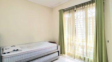 Gambar 4 Rumah Hoek Furnished Dalam Cluster Di Bintaro Jaya Sektor 9