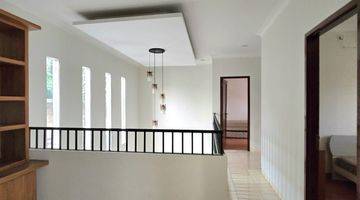 Gambar 4 Rumah Kuldesak Kokoh Semi Furnished Di Bintaro Jaya Sektor 9