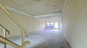 Gambar 1 Di Sewakan Ruko 3 Lantai hdap jalan bsr lngsung samping ACE Hardware Sei Panas