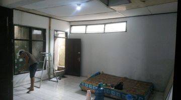 Gambar 4 Dijual Rumah di Sayap Sudirman