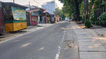 Gambar 4 Rumah 2 Lantai Bagus, Dekat Kemang, Pejaten,cilandak.