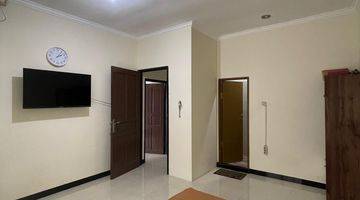 Gambar 3 Rumah Town House 2  Lantai Pasar Rebo Nempel Tb Simatupang 