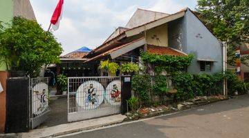 Gambar 1 Dijual Tanah Dengan 4 Rumah di Rambutan, Jakarta Timur