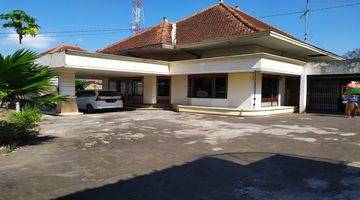 Gambar 4 Dijual Rumah Mewah 3 Bangunan 1 Tanah di Jl. Jendral Sudirman, Patrang Rumah