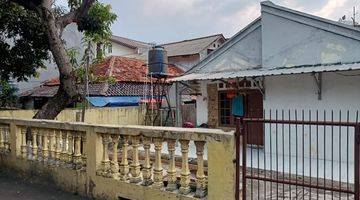 Gambar 1 Rumah di Meruya Utara Jl. Kesehatan, Jakbar