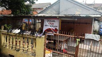 Gambar 4 Rumah di Meruya Utara Jl. Kesehatan, Jakbar