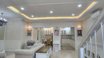 Gambar 4 Rumah American Modern Furnished di Golf Island Orcestra