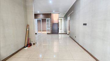 Gambar 4 Dijual Rumah 2 Lantai 4 BR di Menaggio Gading Serpong